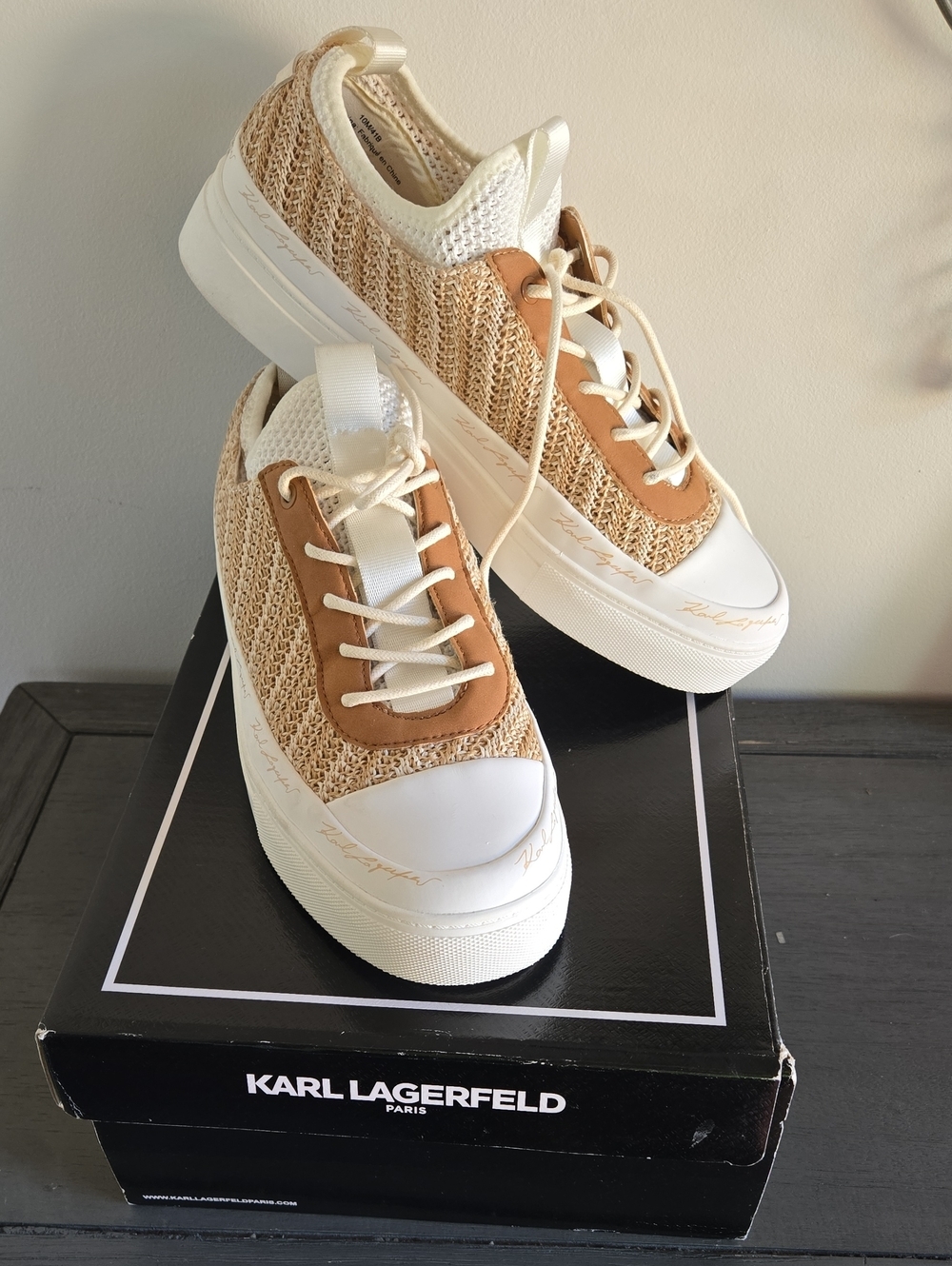 Karl Lagerfeld Paris Women's Crochet Wovwn Platform Sneakers Sz 10